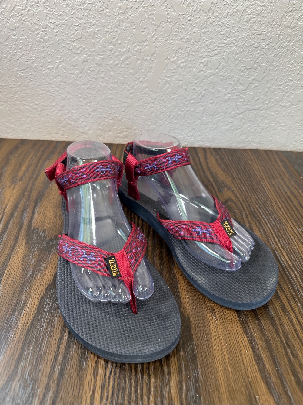 Teva Women’s Original Universal Sandals Sz 9